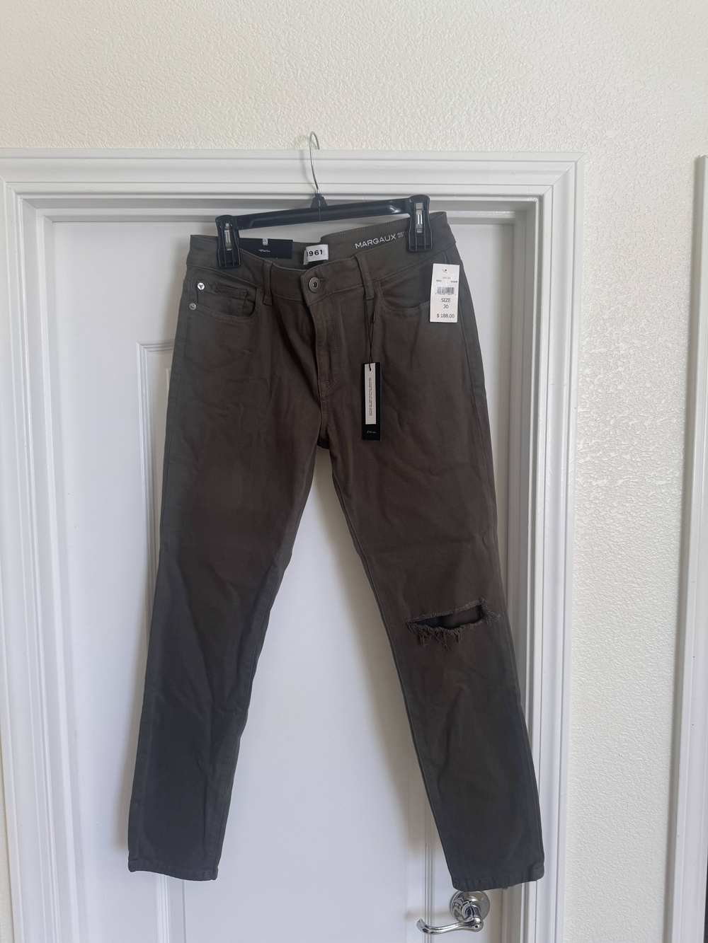 DL1961 Women's Ankle Cropped Jeans in Olive with Knee Rip-Size 30 NWT